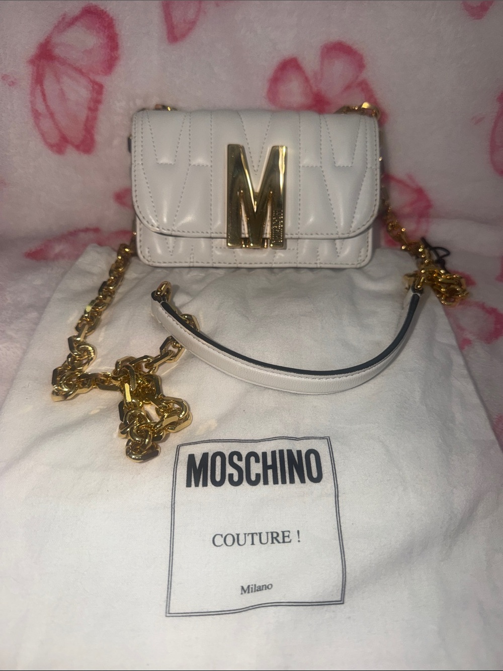 Moschino White Quilted Crossbody Bag with Gold M Hardware